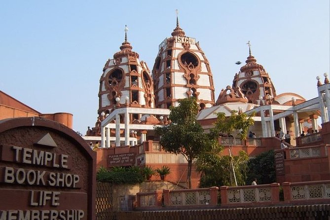 Private Delhi Tour With Lotus Temple, ISKCON and Connaught Place With Dinner