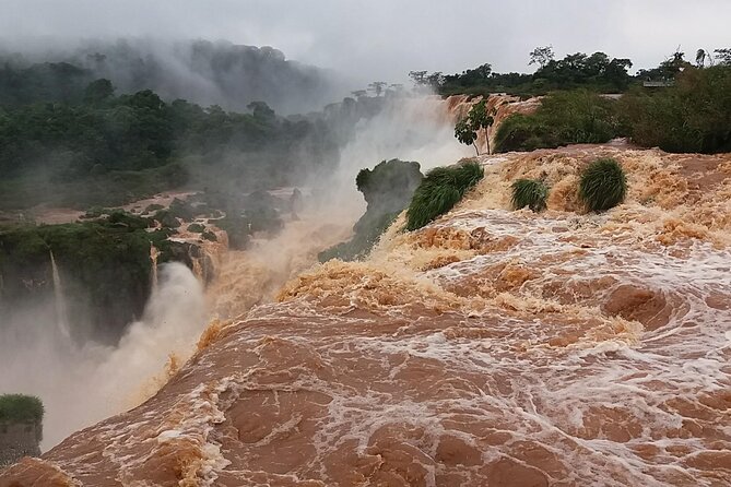 Private Excursion Iguaçu Waterfalls Both Sides + Border Triangle