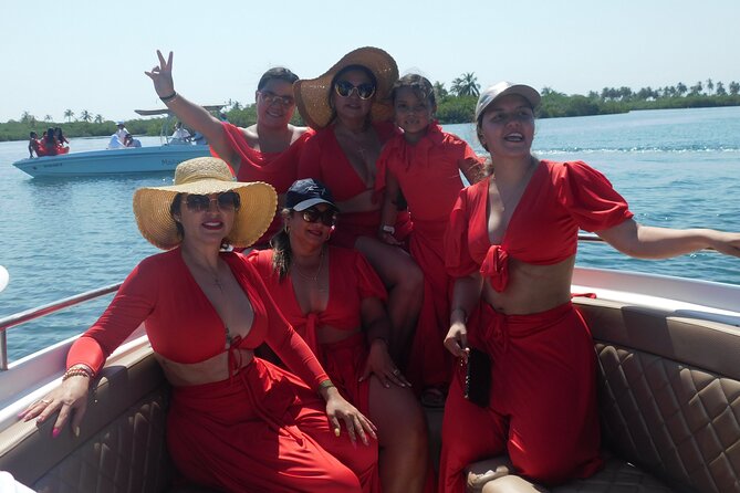 Private Full Day Family Tour To The Rosario Islands - Inclusions and Amenities
