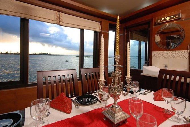 Private Full-Day Kerala Backwaters Houseboat Tour With Lunch & Pickup From Kochi - Tour Experience Overview