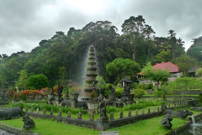 Private Full-Day Tour: The Gate of Heaven and East Bali Trip