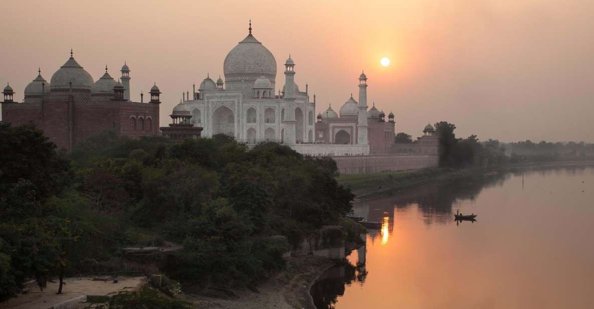 Private Golden Triangle Tour 3N 4D by Car/Delhi Agra Jaipur