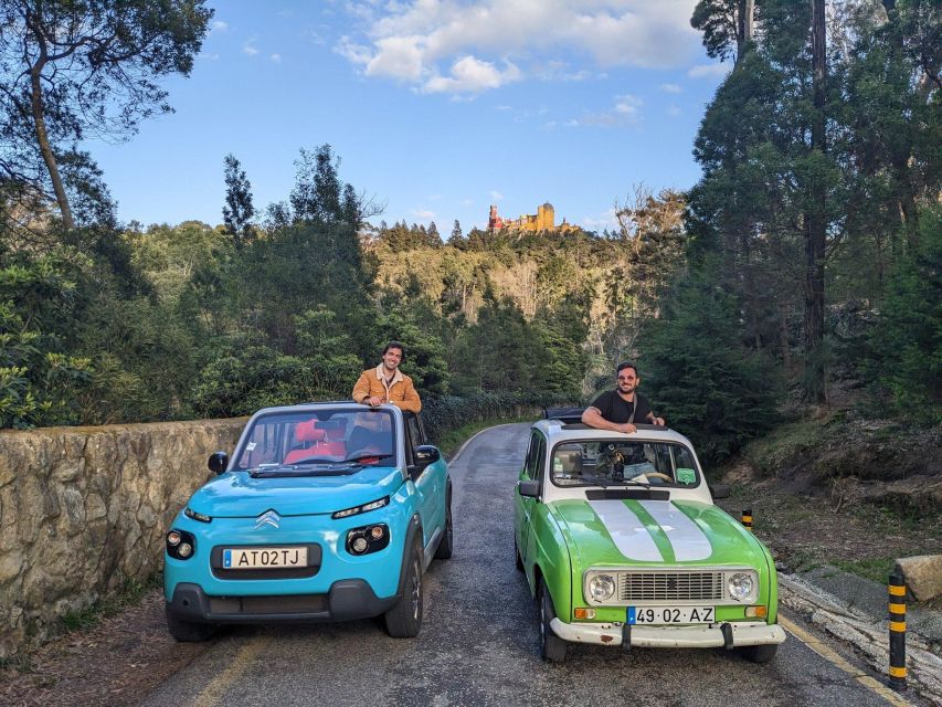 Private Half Day Sintra Tour on Classic Car or Eletric Jeep