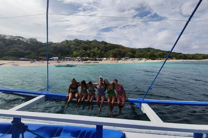 Private Linapacan Island Day Trip With Buffet Lunch - Pricing and Group Sizes