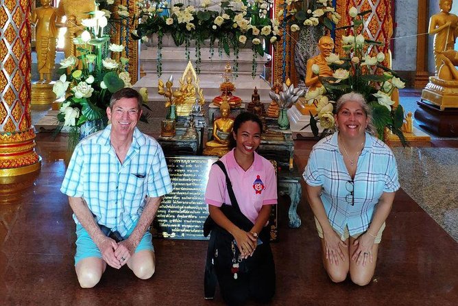 Private Morning Сeremony in Wat Chalong (Chaithararam Temple)