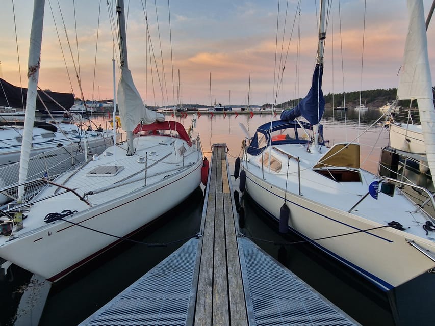 Private Night on Sailing Boat Incl Breakfast