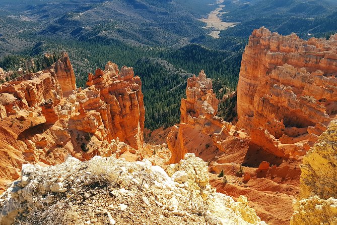 Private Peek-A-Boo Slot Canyon Guided Tours