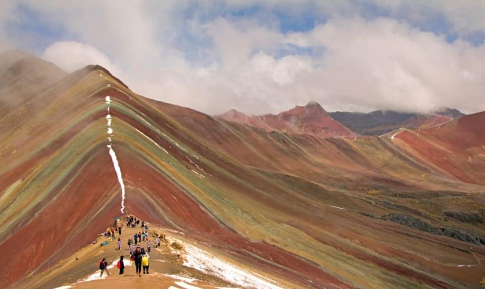 Private : Rainbow Mountain With Lunch