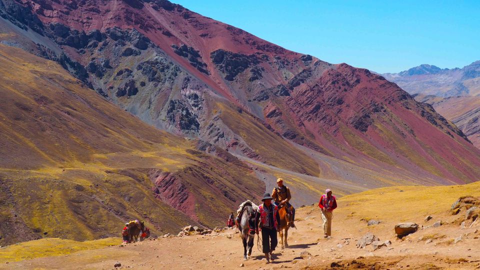 Private Service | Full Day Rainbow Mountain Horseback Riding