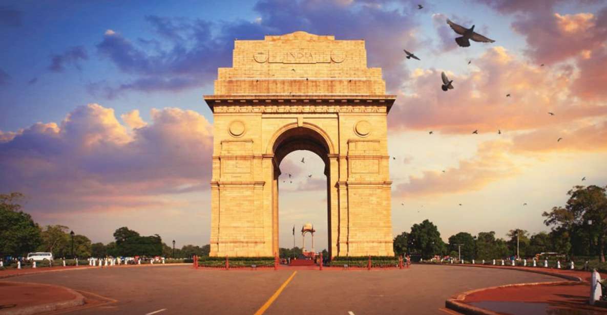 Private Sightseeing Tour of Old and New Delhi