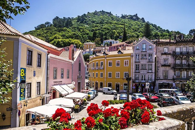 Private Sintra Half-Day Tour: UNESCO Heritage and Pena Palace