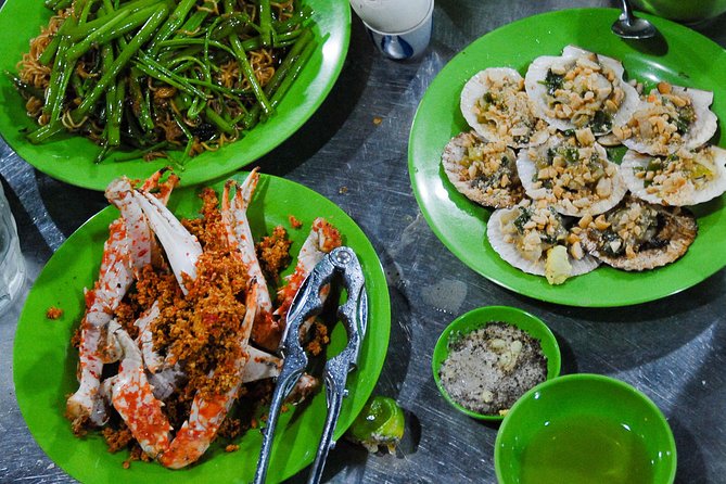 Private Street Food Motorbike Tour in Ho Chi Minh City