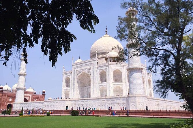 Private Taj Mahal and Agra Full-Day Tour From Delhi by Car