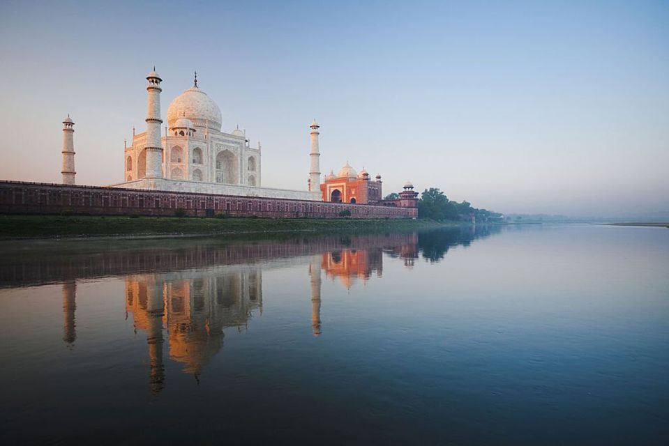 Private Taj Mahal and Agra Tour From Delhi by Gatimaan Train