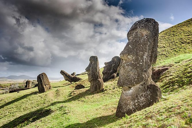 Private Tour: Full Day Easter Island Highlights