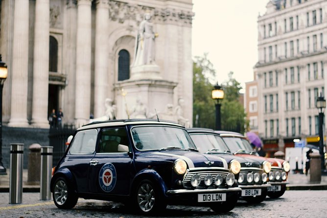 Private Tour of Londons Landmarks in a Classic Car