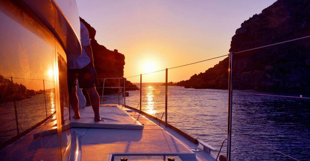 Private Tour: Sunset Cruise in Rethymno and Transfer Service