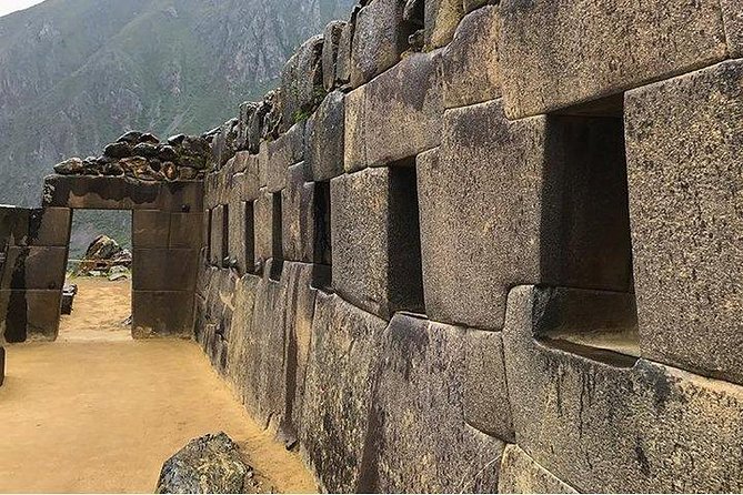 Private Tour Super Sacred Valley ||Chinchero|| Maras || Moray || Ollantaytambo||