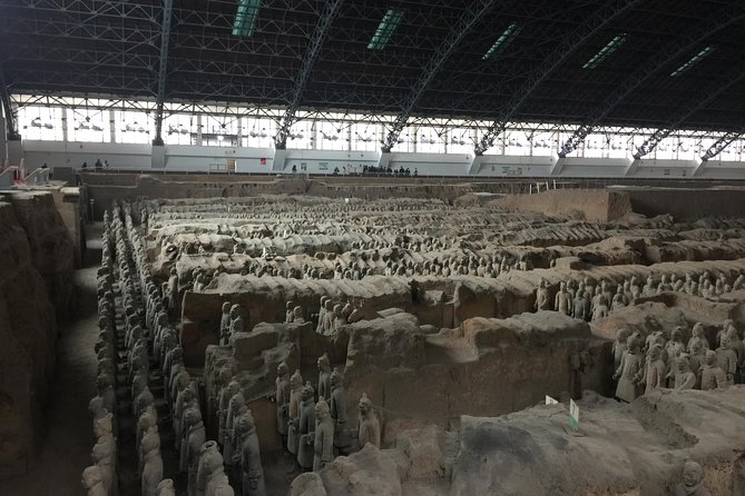 Private Tour: Terracotta Warriors& Foodie Tour and Seal Carving