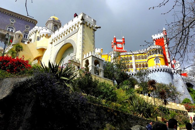 Private Tour to Sintra & Pena Palace, Cascais & Roca