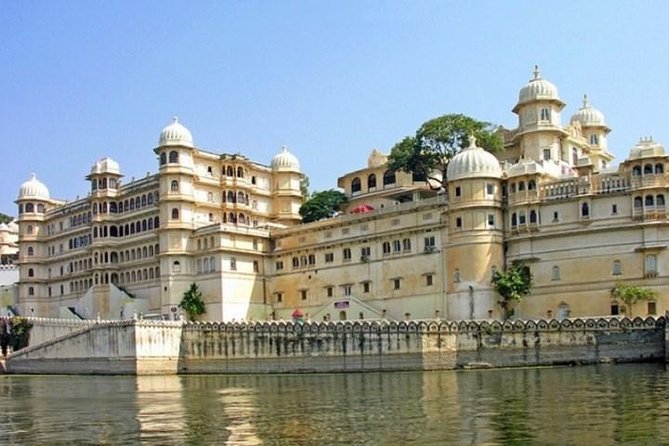 Private Transfer From Jodhpur To Udaipur Via Ranakpur Jain Temple