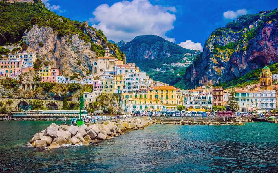 Private Transfer From Naples to Amalfi + Pompeii 2hrs