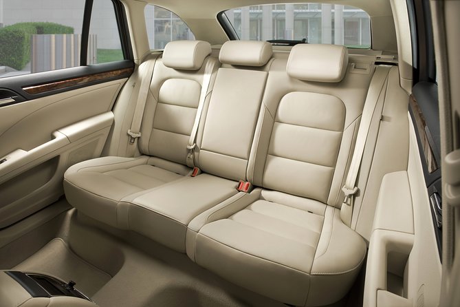 Private Transfer From Prague Airport to Prague City Hotels 1 - 3 Pax