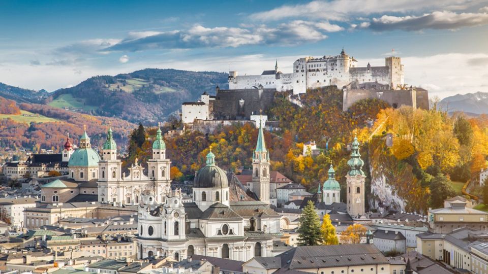 Private Transfer From Salzburg to Prague