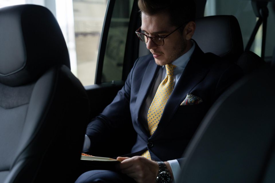 Private Transfer: London Heathrow Airport to Soho