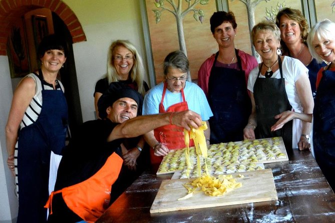 Private Tuscany Cooking Lessons With a Professional Chef