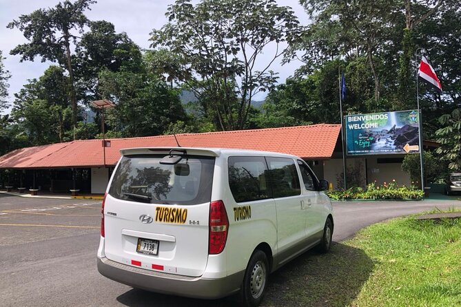 Private VIP Transfer From San Jose Airport to La Fortuna