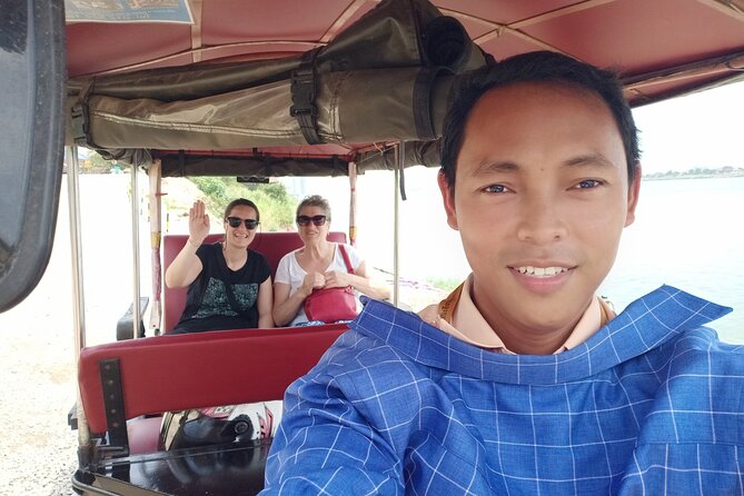 Privately Guided Full Day Tuk Tuk or Van City Tour in Phnom Penh