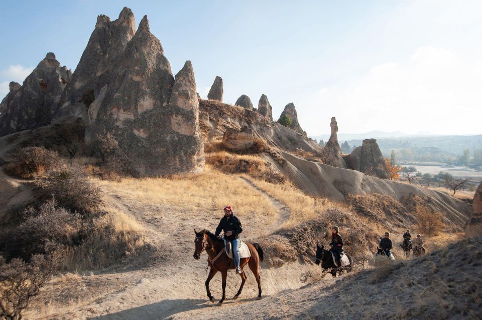 Professional Ride a Horse at Full Gallop in Cappadocia