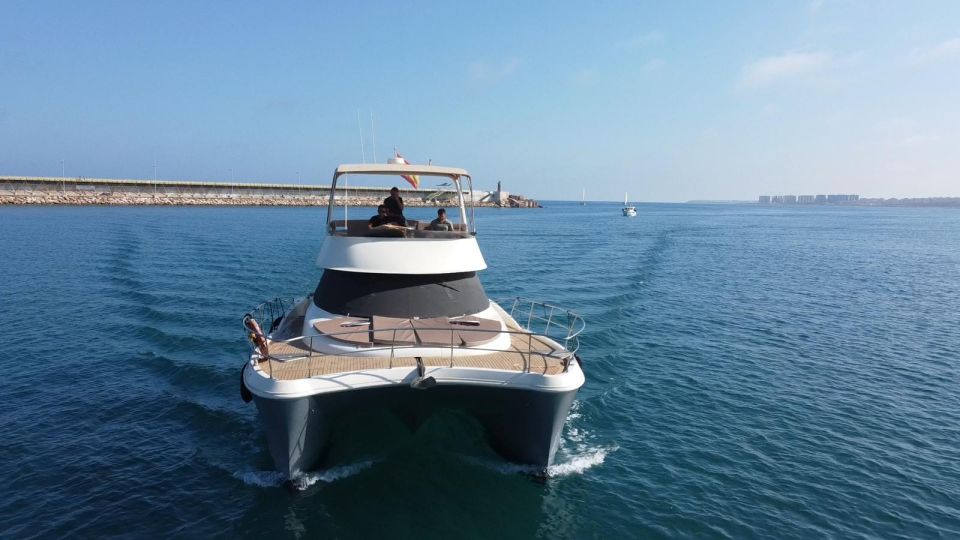 Puerto Del Carmen: Catamaran Trip With Water Sports