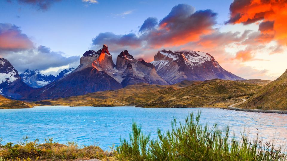 Puerto Natales: Full-Day Torres Del Paine Tour