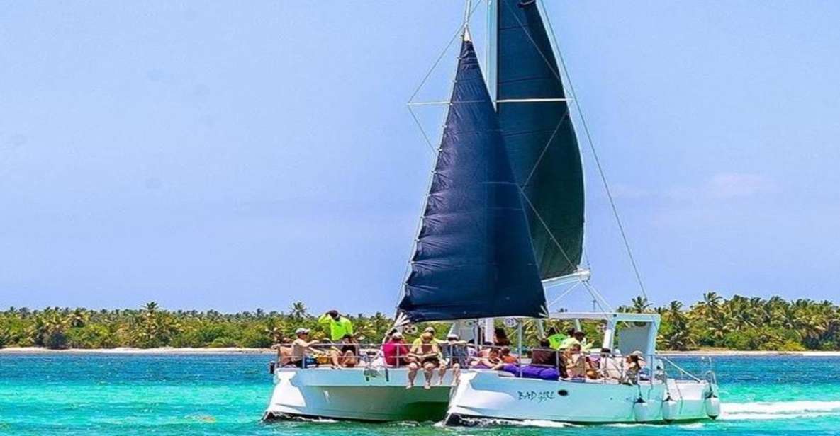 Punta Cana: Private Catamaran Ride With Brunch and Transfer