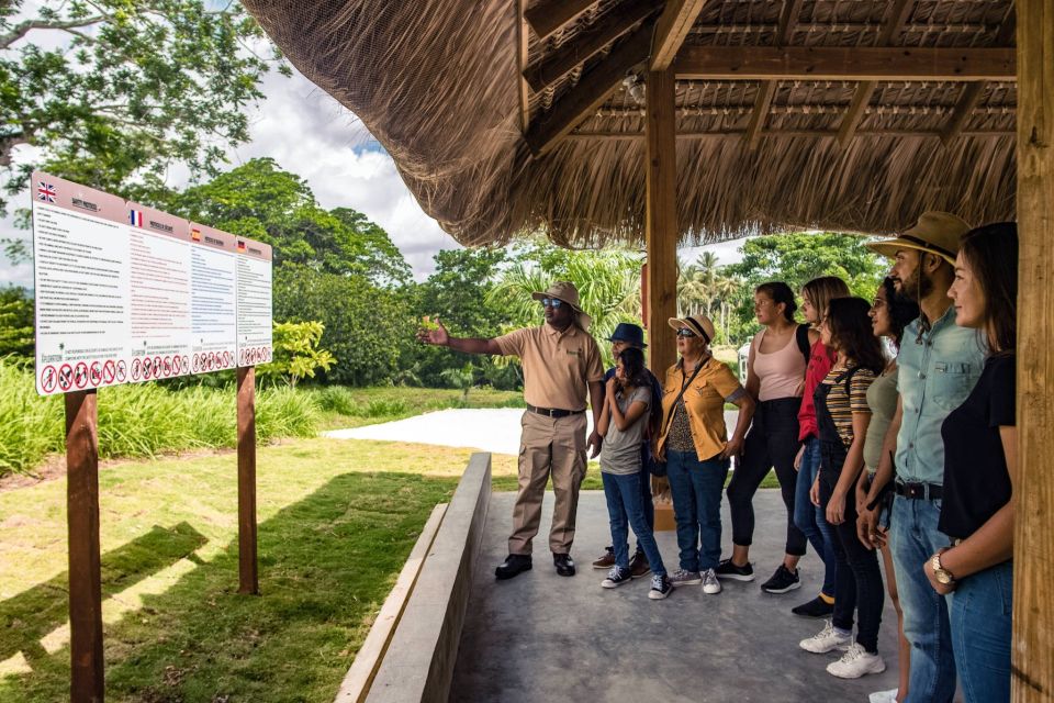 Punta Cana: Xploration Animal Park Bus Tour With Encounters