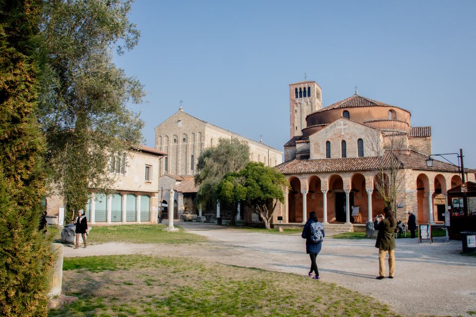 Punta Sabbioni: Murano, Burano & Torcello Guided Boat Tour - Tour Overview