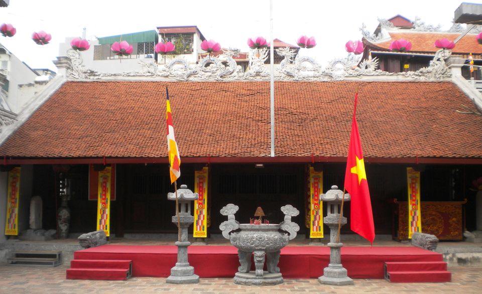 Quang Phu Cau and Perfume Pagoda