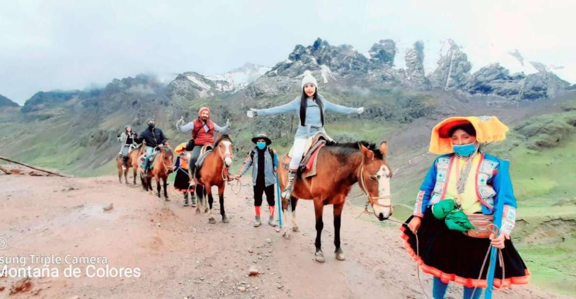 Rainbow Mountain Horseback Riding Tour + Buffet Lunch