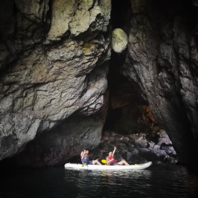 Raposeira: Guided Kayak Tour and Ingrina Beach Caves