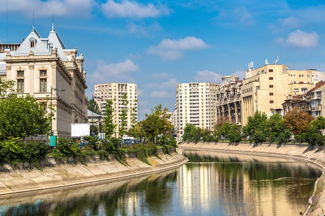 Redpatrol Driving Tour of Bucharest With a Romanian Classic Car