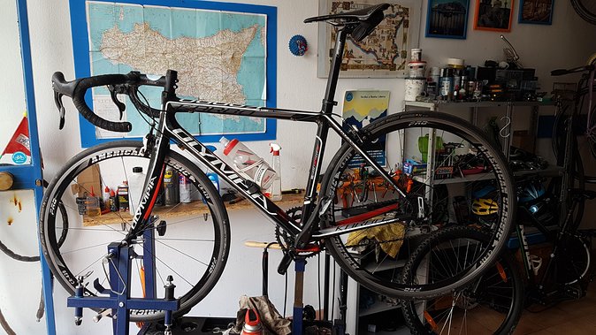 Rent a Carbon or Aluminum Road Bike in Sicily - Carbon or Aluminum Rental Options