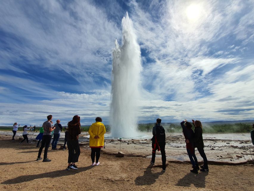 Reykjavik: Golden Circle, Kerid Crater and Sky Lagoon Tour