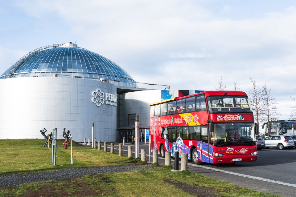 Reykjavík: Hop-On Hop-Off Bus and Perlan Museum Entry Ticket