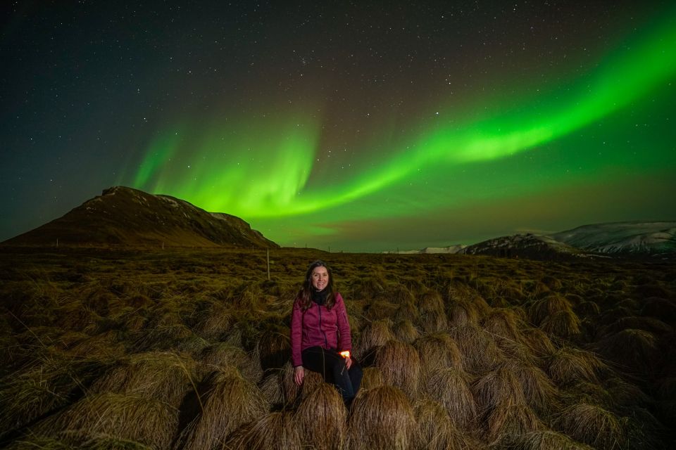 Reykjavik: Northern Lights Tour With Private Photographer