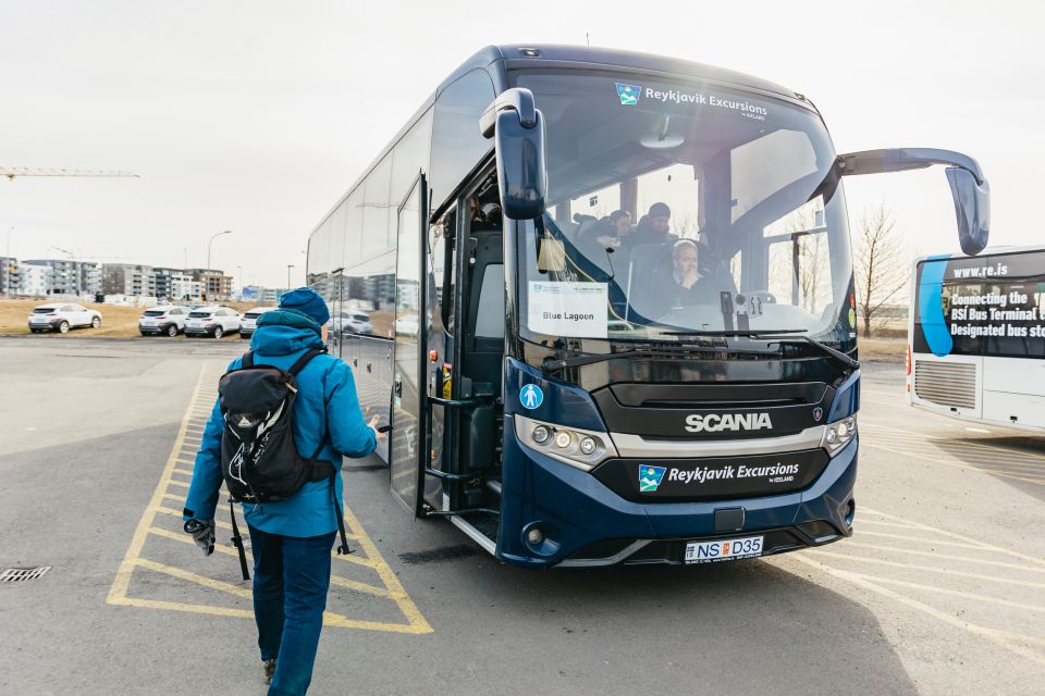 Reykjavik: Roundtrip Bus Transfer to the Blue Lagoon