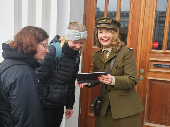 Reykjavik: WWII History Tour With a 1940S British Officer