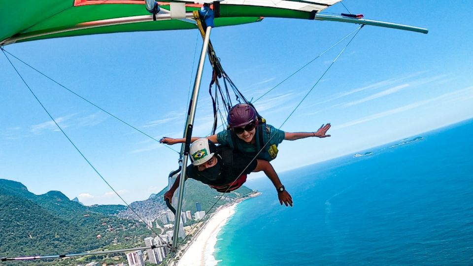 Rio De Janeiro: Hang Gliding or Paragliding Flight