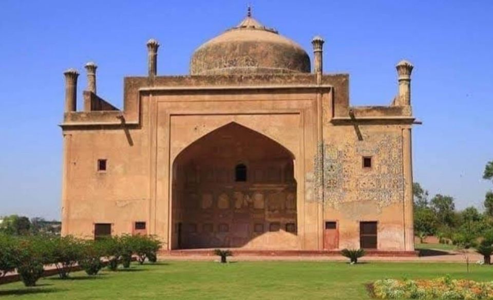 River Front Gardens of Agra